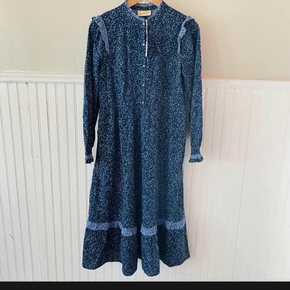 Womens Floral Balloon Ruffle Dress navy button up Universal Thread SIZE XS dress